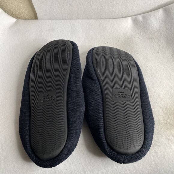 * Size 9-10 Blue Merence Slippers - Picture 9 of 12